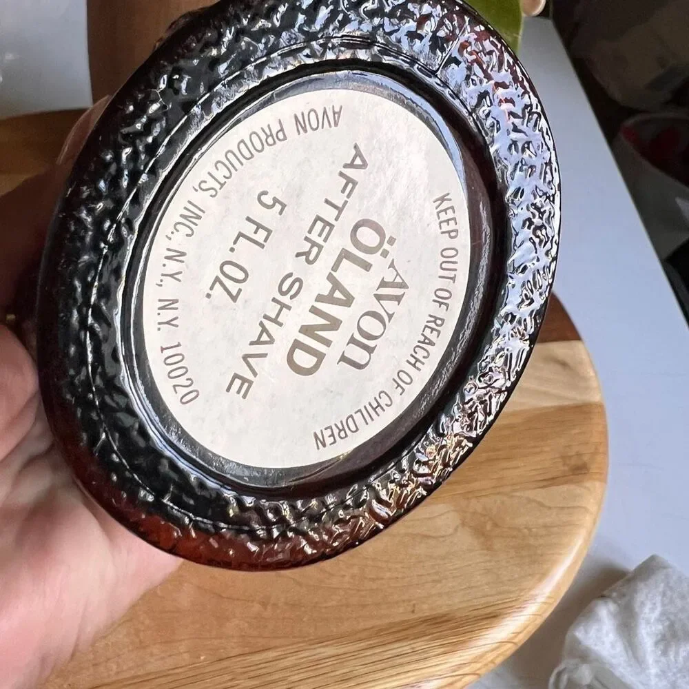 vintage Avon American Eagle decanter, typically produced in the early 1970s full